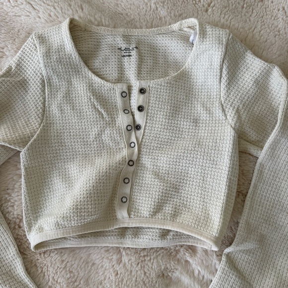 Urban Outfitters Out From Under Waffle Knit Long Sleeve Crop Top Cream - Picture 2 of 7